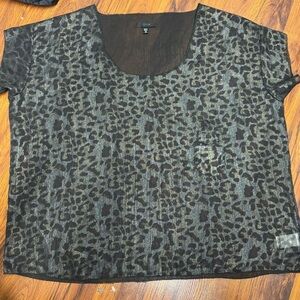 FREE WITH PURCHASE! 
Joe's Leopard Metallic Mesh Top XS Animal Print